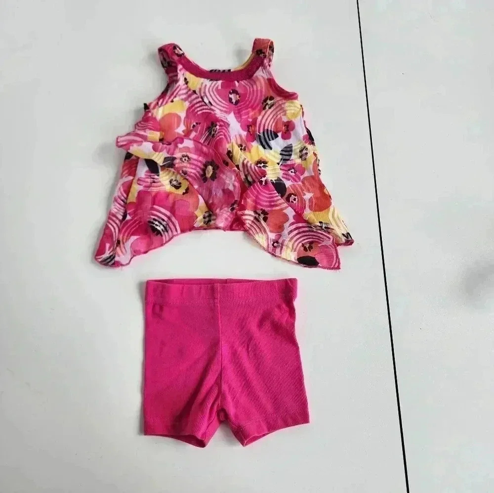 NWOT Pogo Club Baby Girls Shorts Outfit Set Ruffle Sequin Pink Lighweight 3-6 M